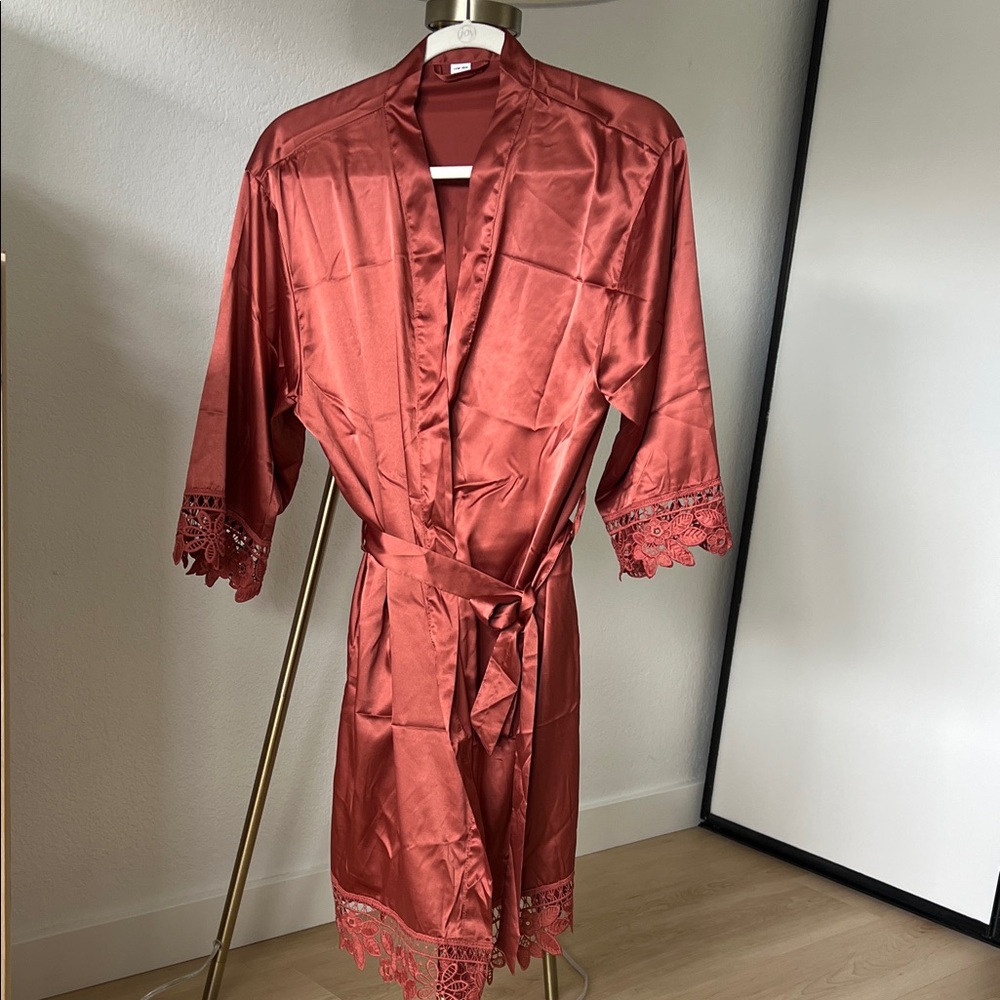 Satin Lace-Trim Robe in Rust